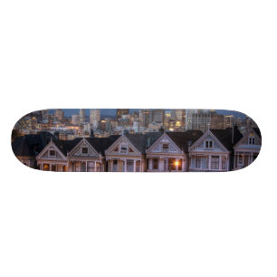 Nachtansicht "malte der Damen" Häuser Skateboard
