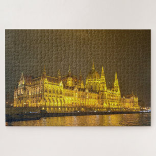 Nachtansicht, Ungarisches Parlament, Budapest Unga