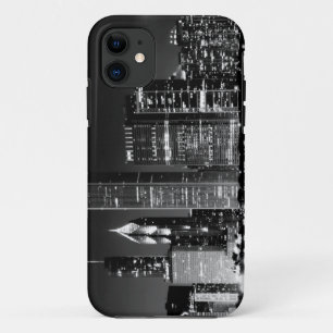 Nachtansicht von Chicagos berühmtem Stadtbild iPhone 11 Hülle