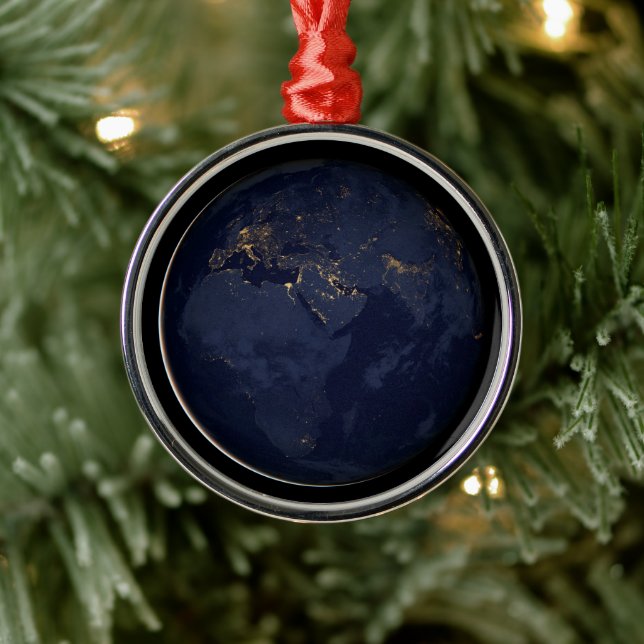 Nachtbeleuchtung in Europa, Afrika und im Nahen Os Ornament Aus Metall (Baum)
