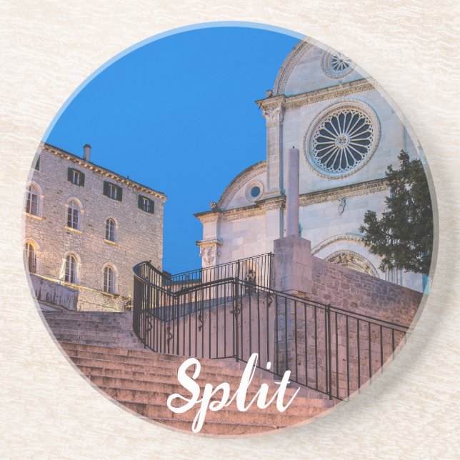 Nachtblick auf Treppe und Kirche in Split, Kroatie Getränkeuntersetzer (Vorne)
