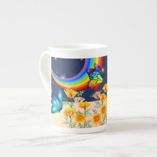 Nachthimmel, Regenbogen, Schmetterlinge und Blume Prozellantasse
