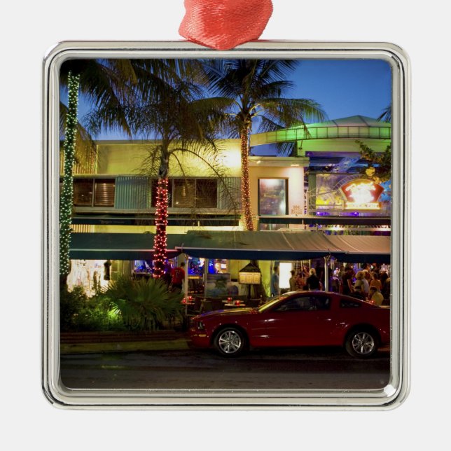 Nachtleben am Ocean Drive, South Beach, Miami Ornament Aus Metall (Vorne)