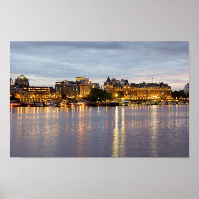 Nachtlicht im Hafen von Victoria Poster (Vorne)