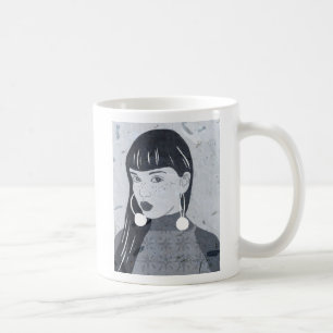 Nachtporträt-flüchtiger Blick Kaffeetasse