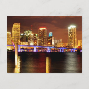 Nachts die Skyline von Miami, Florida Postkarte