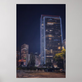 Nachts Skyline in lebhaften Lichten Poster