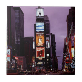 Nachtverkehr auf dem New York Times Square Fliese