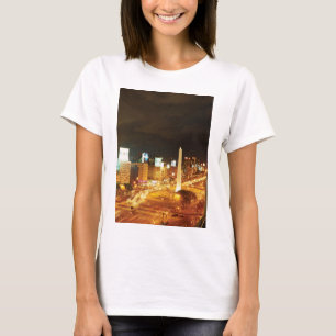 Nachtverkehr und -monument T-Shirt