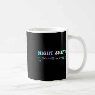 Nachtverschiebung Unterschiedliche Rasse Stethosco Kaffeetasse