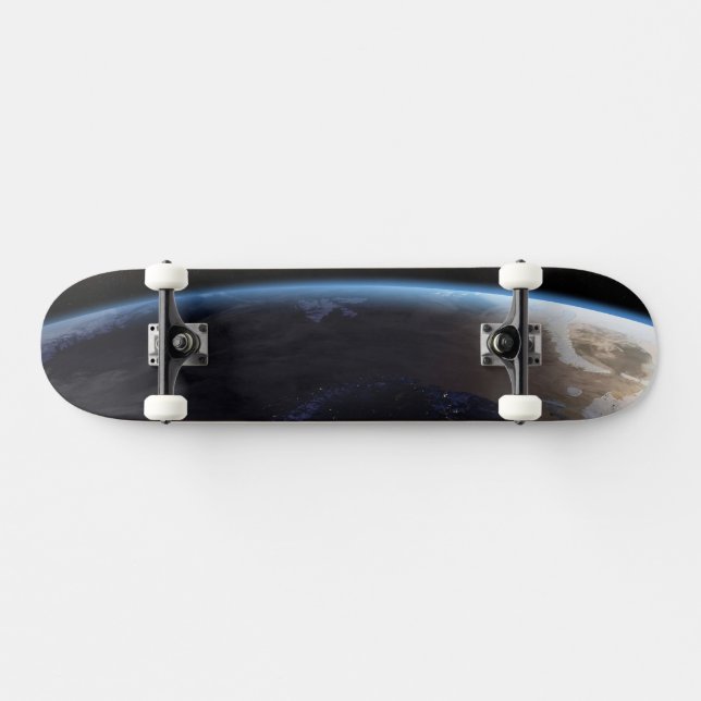 Nachtzeit in Nordeuropa Skateboard (Horizontal)