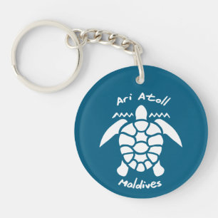 Nager avec des tortues aux Maldives sur l'atoll d'