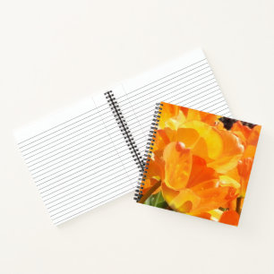 Nah-Orange- und Gelbtulpen Notizbuch