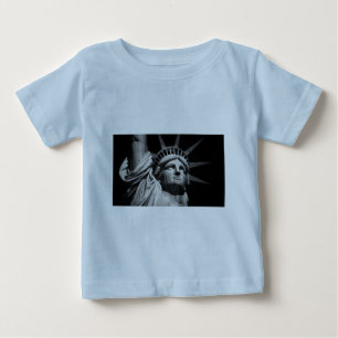 Nah-up-Schwarz-weiße Freiheitsstatue New York Baby T-shirt