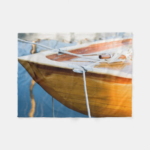 Nahaufnahme auf gebundenem oben Boot Fleecedecke
