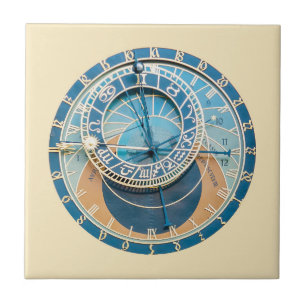 Nahaufnahme der astronomischen Uhr in Prag, Tschec Fliese