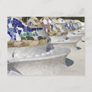 Nahaufnahme der Mosaiken auf Gaudi Gebäude, Parc Postkarte