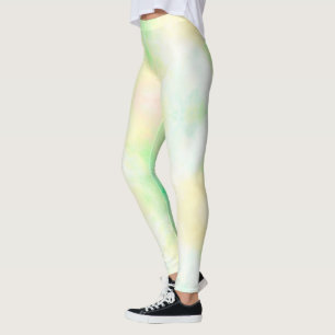 Nahaufnahme einer Person, die eine pastellfarbene  Leggings