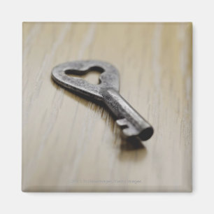 Nahaufnahme eines Schlüssels Magnet