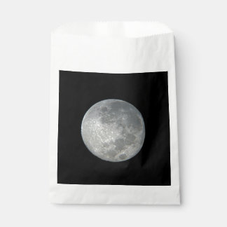 Nahaufnahme Vollmond im Nachthimmel. Fotografie Geschenktütchen