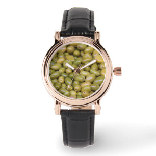 Nahaufnahme von grünen Oliven Armbanduhr