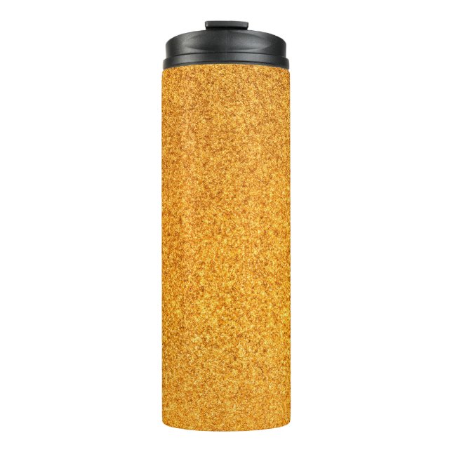 Nahe der goldmatten Metallstruktur. Shiny Metal Thermosbecher (Vorderseite)