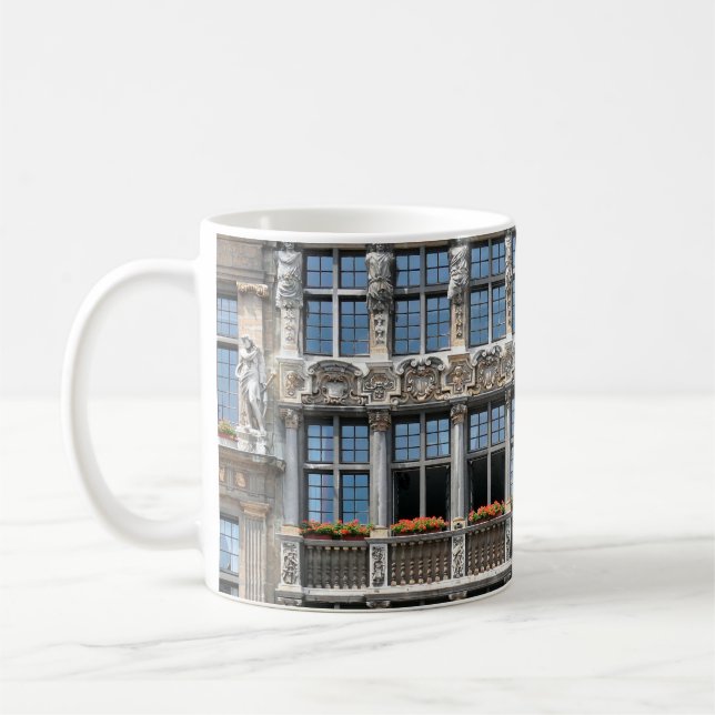 Nahe Fenster berühmter Gildhalls in Grote  Kaffeetasse (Links)