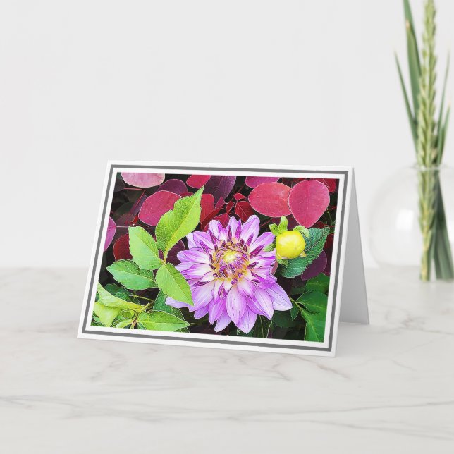 Nahe Lila Dahlia Green & Red Foliage Karte (Vorderseite)