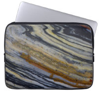 Nahen eines Striated Jasper Slab