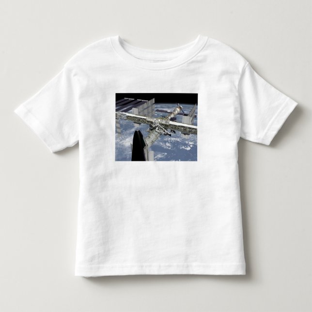 Naher Blick auf das angedockte Shuttle Kleinkind T-shirt (Vorderseite)