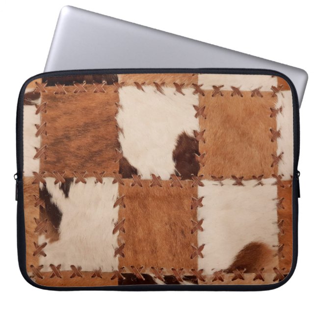 Naher Lederpatchwork mit Textur. Laptopschutzhülle (Vorderseite)