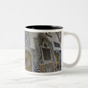 Naher Osten Türkei und Stadt Istanbul mit den 2 Zweifarbige Tasse