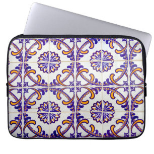 Näheres Muster von Fliesen, Portugal Laptopschutzhülle