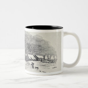 Nähern eines Dorfs im Winter Zweifarbige Tasse