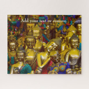 Nahes Foto von goldenen Buddha-Statuen:
