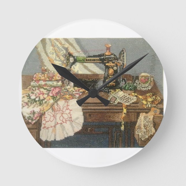 Nähmaschine und Kleid Runde Wanduhr (Vorderseite)