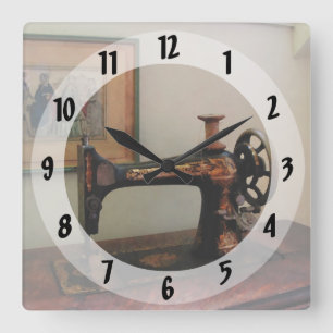 Nähmaschine und Lithographie Quadratische Wanduhr