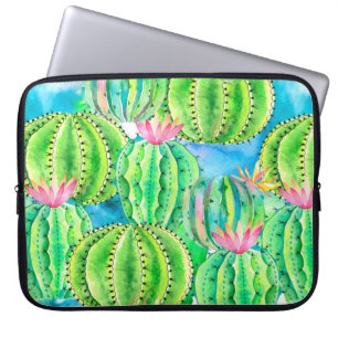 Nahtlose Aquarellmuster von Kakteen. Blumensommer Laptopschutzhülle