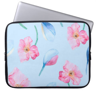 Nahtlose, von Hand gezeichnete Aquarellmuster mit  Laptopschutzhülle