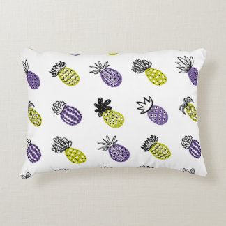 Nahtloses Ananas-Muster Dekokissen