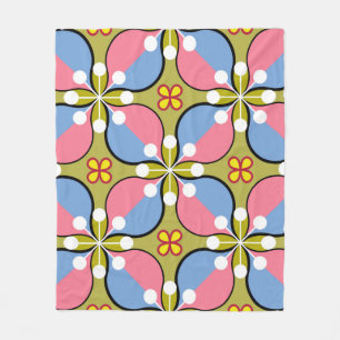Nahtloses geometrisches Muster mit Blume Fleecedecke