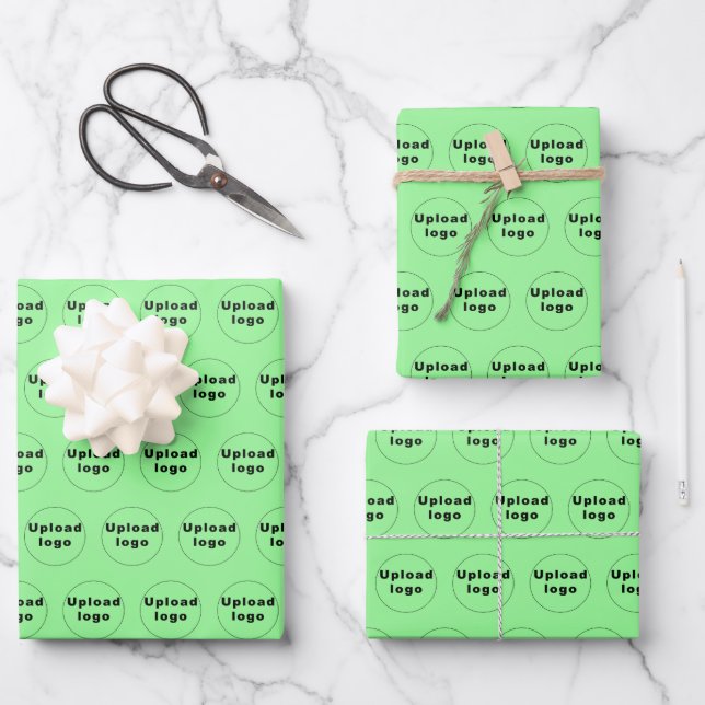 Nahtloses Muster des Firmenlogos auf hellgrün Geschenkpapier Set (Vorderseite)