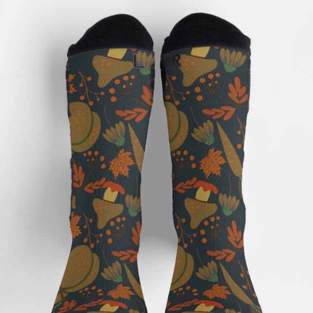Nahtloses Muster Kürbis und Karottenschwarz Socken (Oben)