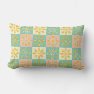 Nahtloses Muster mit geometrischen Blumenmotiven Lendenkissen
