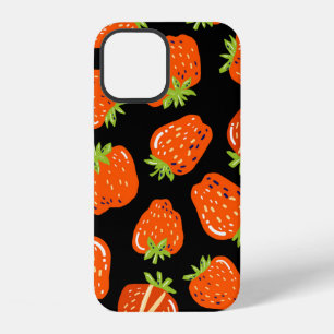 Nahtloses Muster mit kleinen Erdbeeren auf Schwarz iPhone 12 Hülle