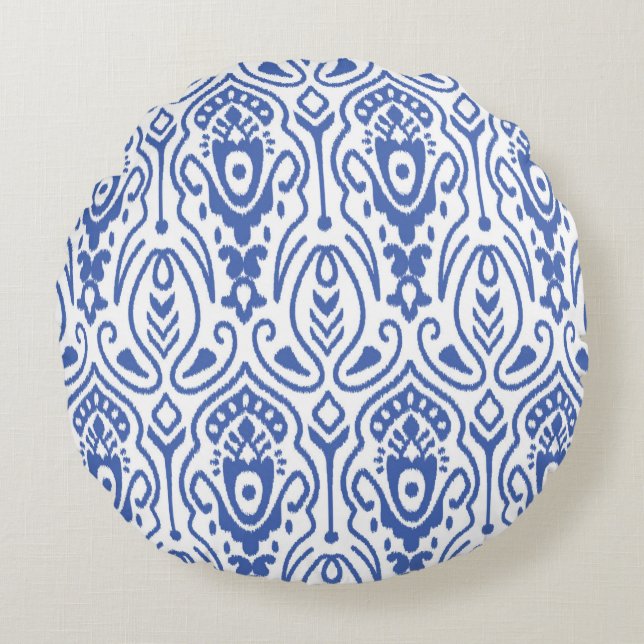 Nahtloses Muster mit Stickerei. Ikat Fabric. Eth Rundes Kissen (Vorderseite)