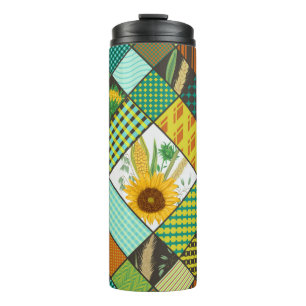 Nahtloses Patchwork mit Getreide, Sonnenblumen Thermosbecher