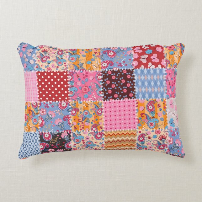 Nahtloses Patchwork, süßes Stoffmuster. Dekokissen (Vorderseite)