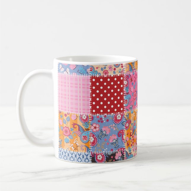 Nahtloses Patchwork, süßes Stoffmuster. Kaffeetasse (Links)