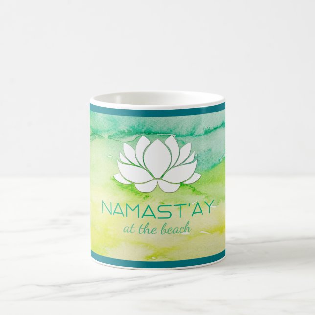 Namastay am Strand Wasserfarbe Kaffeetasse (Mittel)